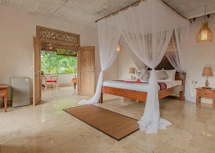 Sayan Terrace 4*