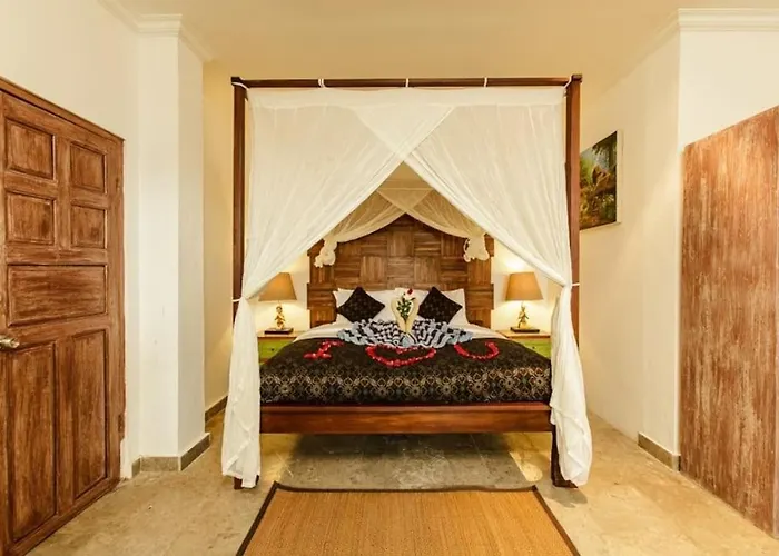 Sayan Terrace 4*