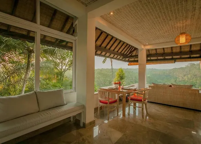 Sayan Terrace 4*